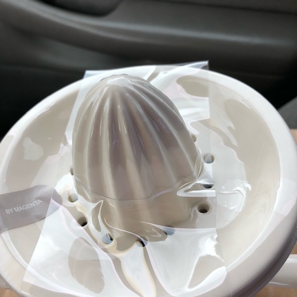 BRAND NEW Rae Dunn JUICE Juicer - Picture 3 of 4